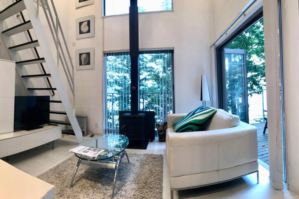 فيلا Away From Noise,View Fuji Mt In The Designer House ياماناكاكو المظهر الخارجي الصورة