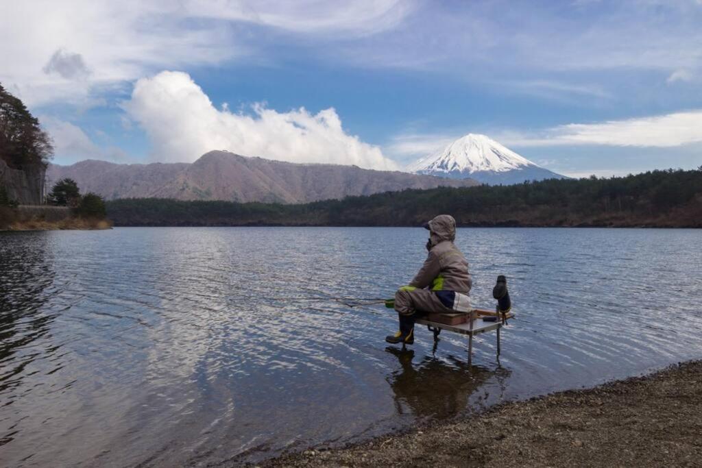 فيلا Away From Noise,View Fuji Mt In The Designer House ياماناكاكو المظهر الخارجي الصورة